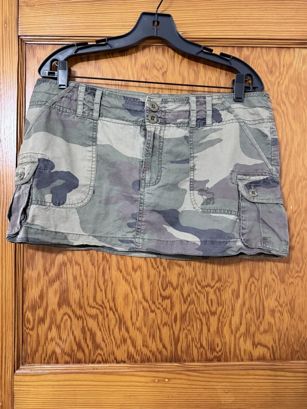 Vintage Abercrombie & Fitch Women's Camo Cargo Mini Skirt Size 0 Button Pockets